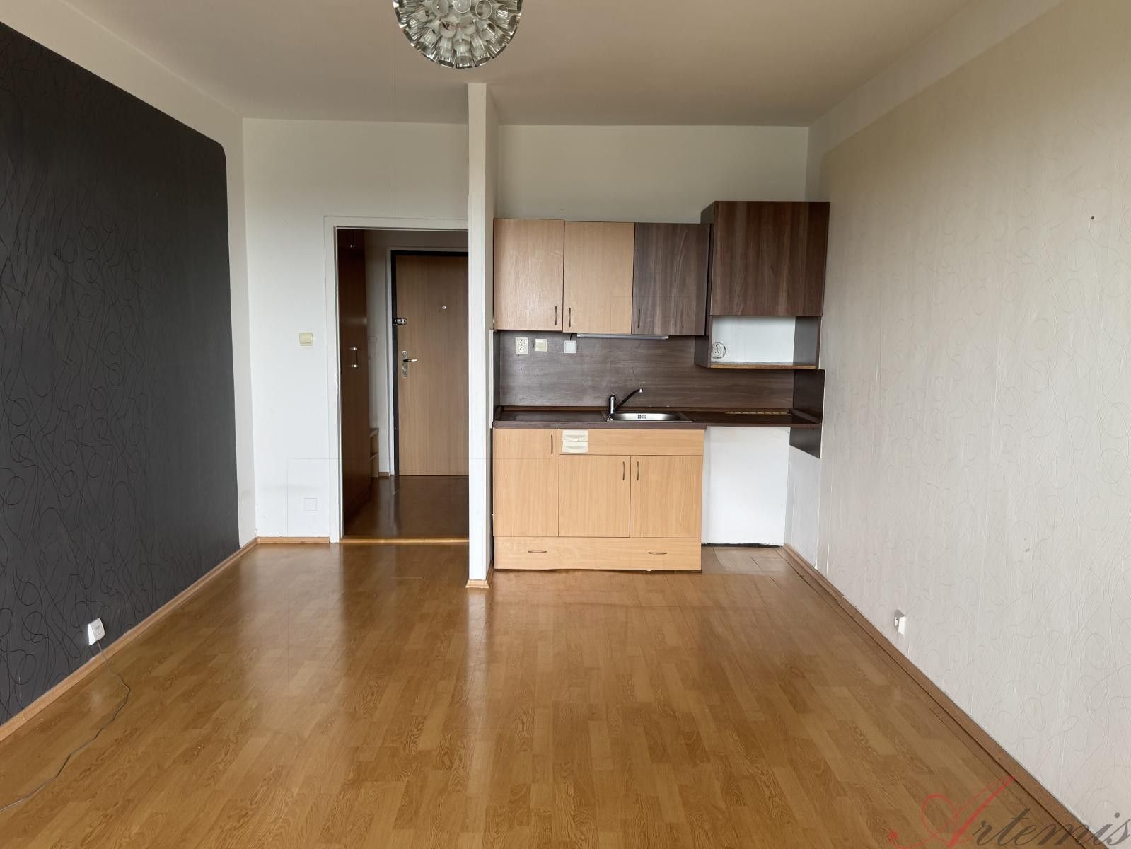 1+kk, Hornopolní, Ostrava, 27 m² - 2