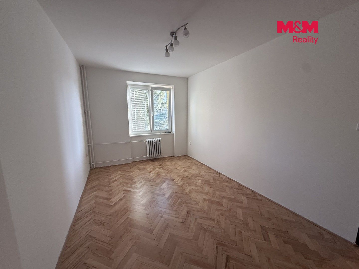 Byt 2+1 · 52 m² · Jabloňová, Praha - 3