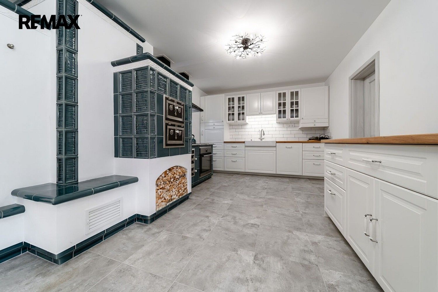 Rodinný dům · 428 m² · Chvalatice, okres Znojmo - 3