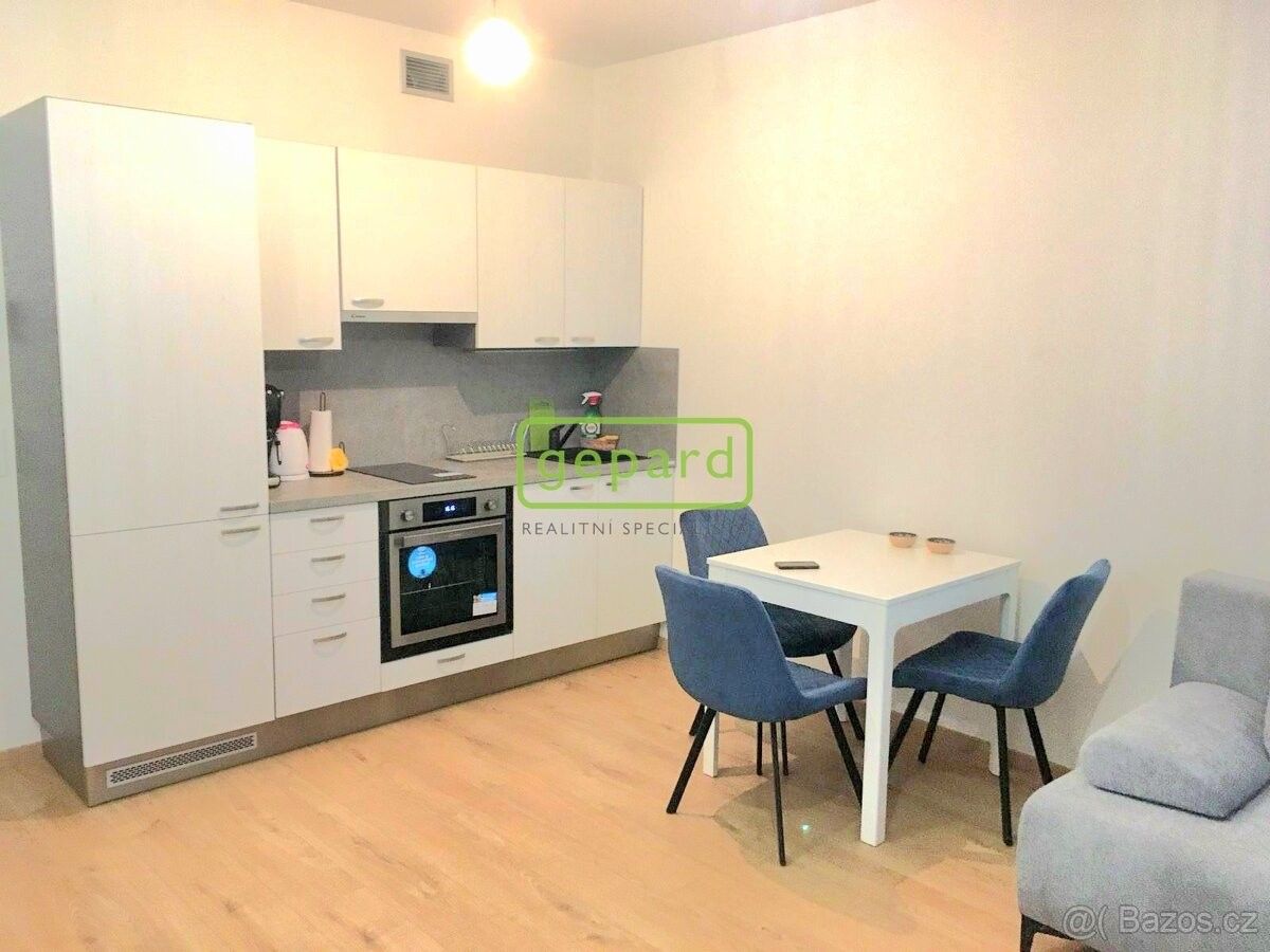 Pronájem byt - Praha, 140 00