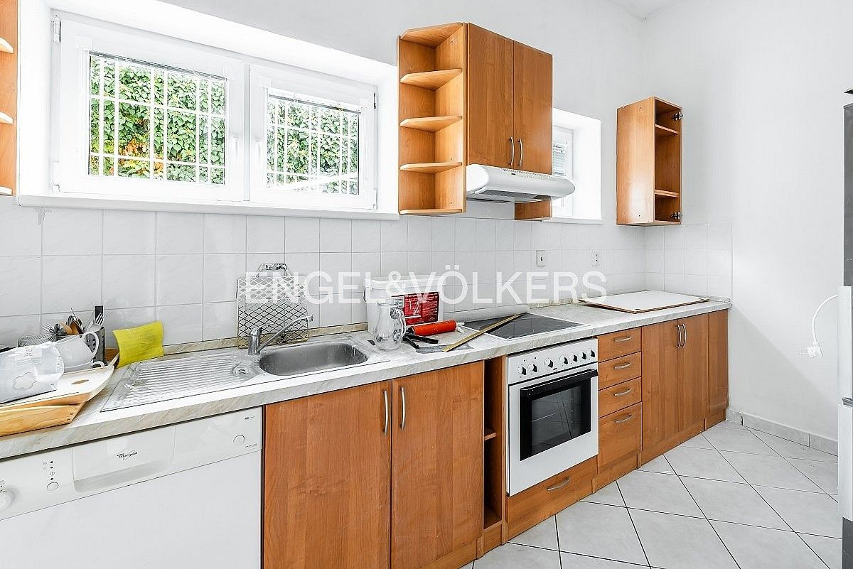 Rodinný dům · 801 m² · Praha - Smíchov, okres Praha 5, Hlavní město Praha - 4