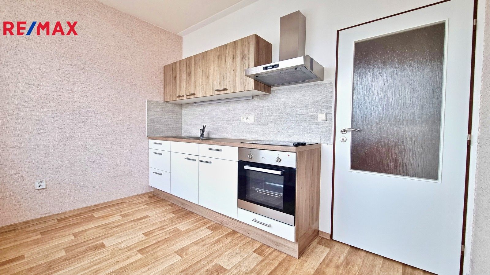 2+1, Dr. Bureše 1212, České Budějovice, 47 m²