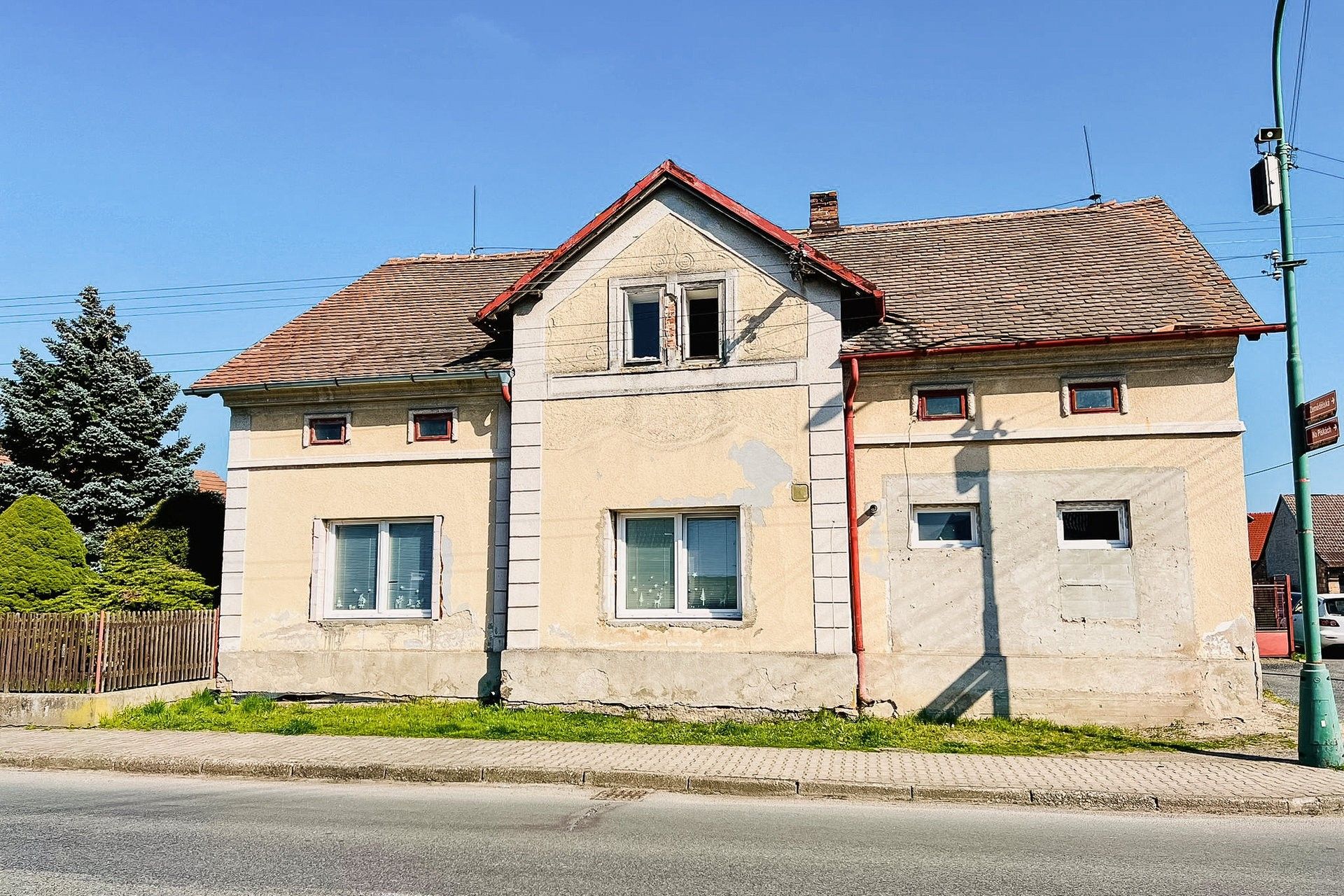 Rodinné domy, Bahníkova, Břehy, 388 m²