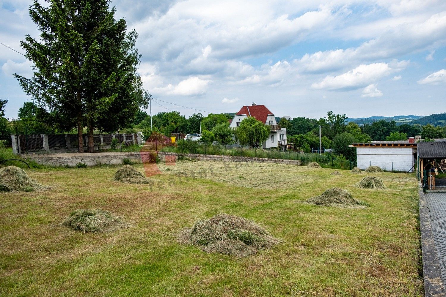 Pozemek pro bydlení, 976 m²