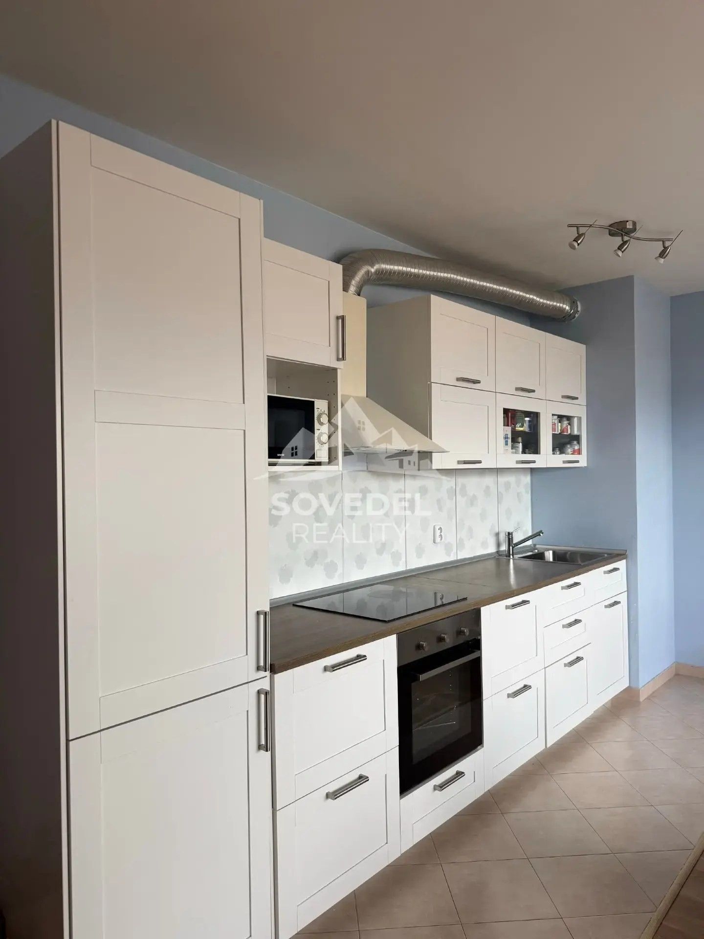 Byt 2+kk · 56 m² · Modenská, Praha - 3