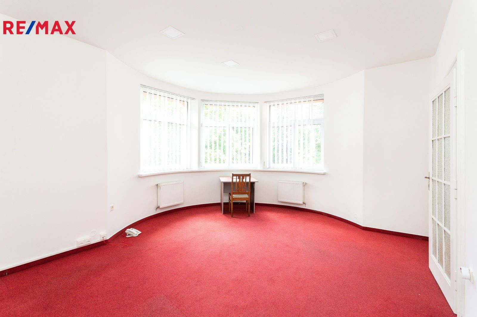 Pronájem kancelář - Višňová, Praha, 80 m²