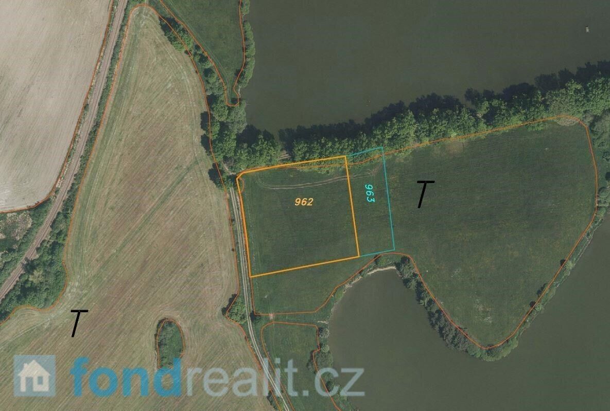 Prodej pozemek - Dříteň Chvalešovice, 17 515 m² - 5