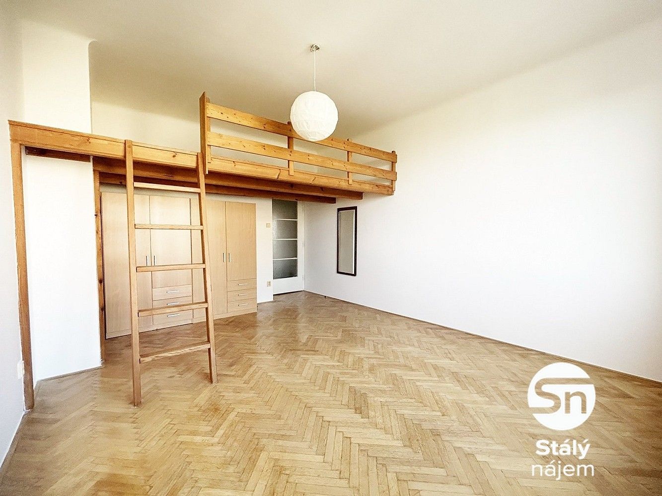 1+1, náměstí Jiřího z Lobkovic, Praha 3 - Vinohrady, 43 m² - 1