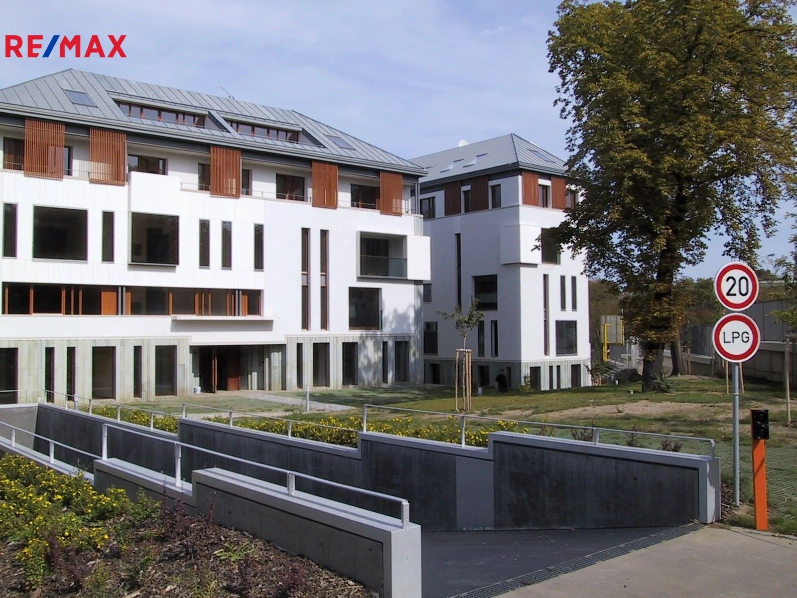 Prodej byt 4+1 - Pod kaštany, Praha, 164 m²