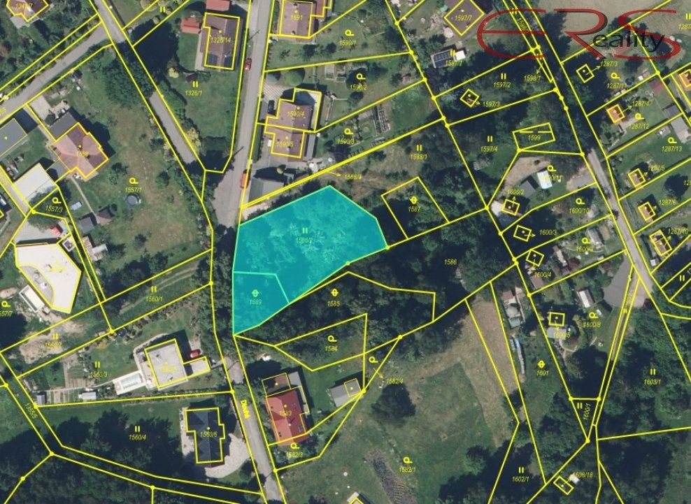 Pozemek pro bydlení, 1 358 m²