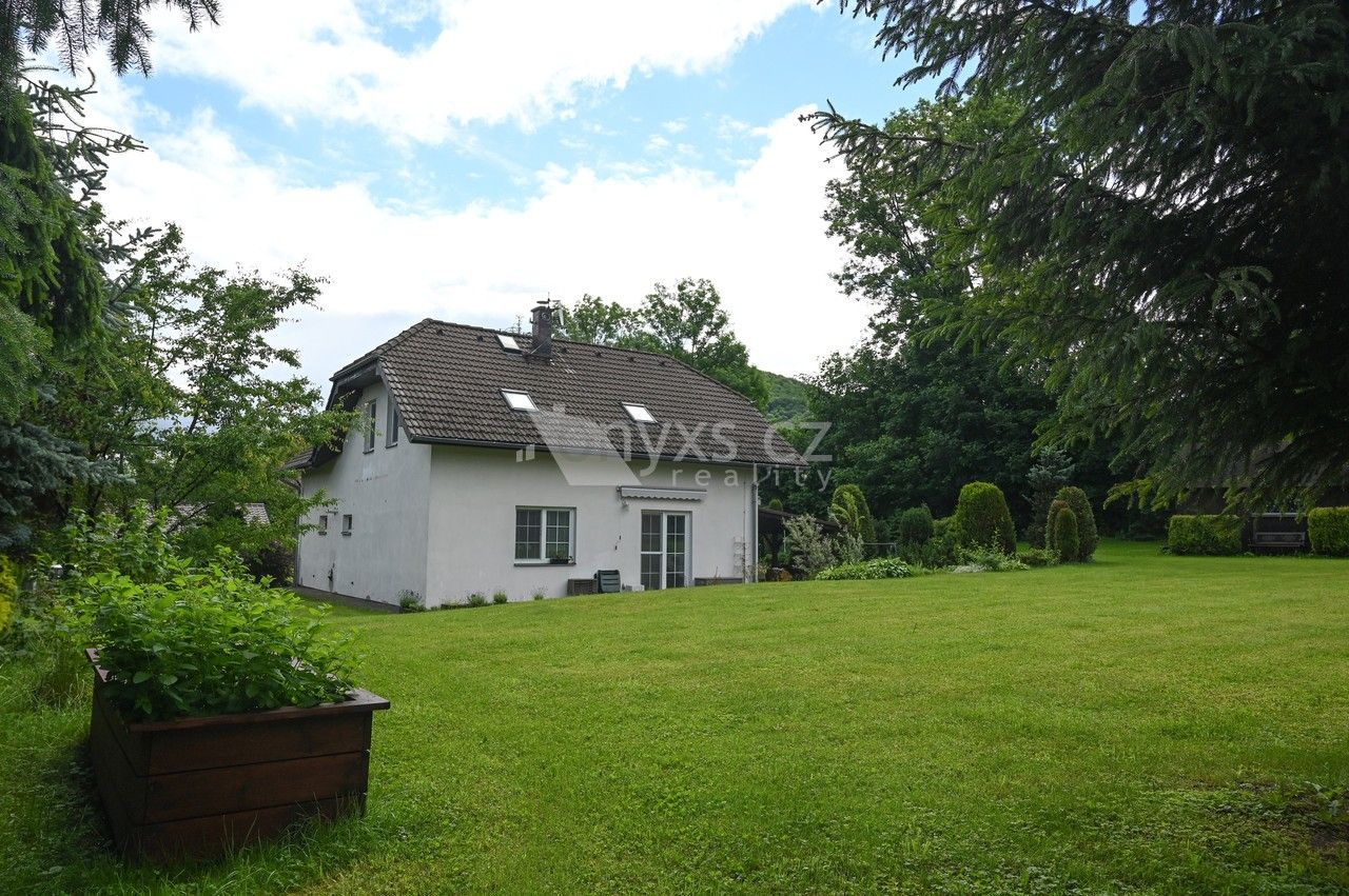 Rodinné domy, Komorní Lhotka, 183 m² - 2