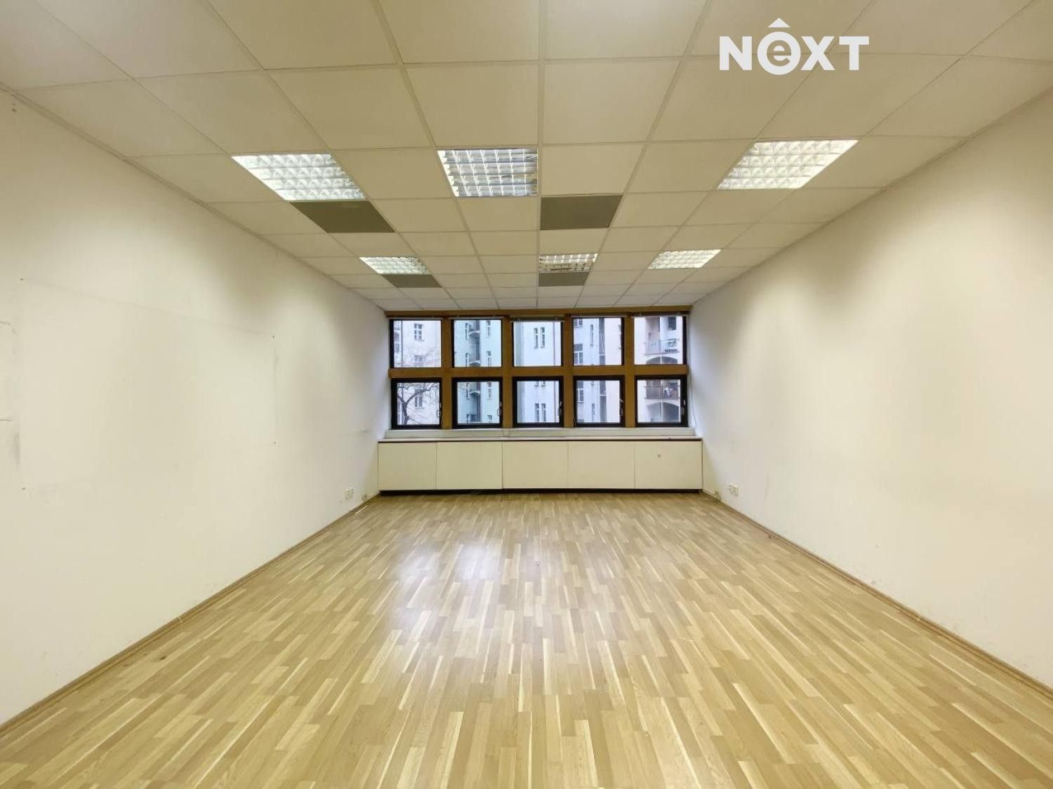 Pronájem kancelář - Na Moráni 1687, Praha, 114 m²