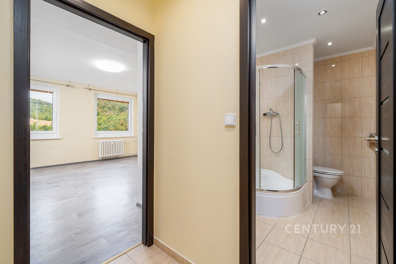 Prodej byt 1+kk - Ústí nad Labem - Krásné Březno, Ústecký kraj, 32 m² - 2