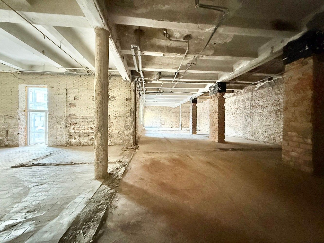 Obchodní prostory · 1 500 m² · Brno - Staré Brno, okres Brno-město, Jihomoravský kraj - 2