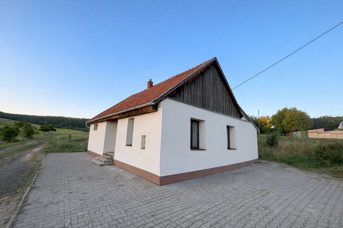 Rodinné domy, Litenčice, 768 13