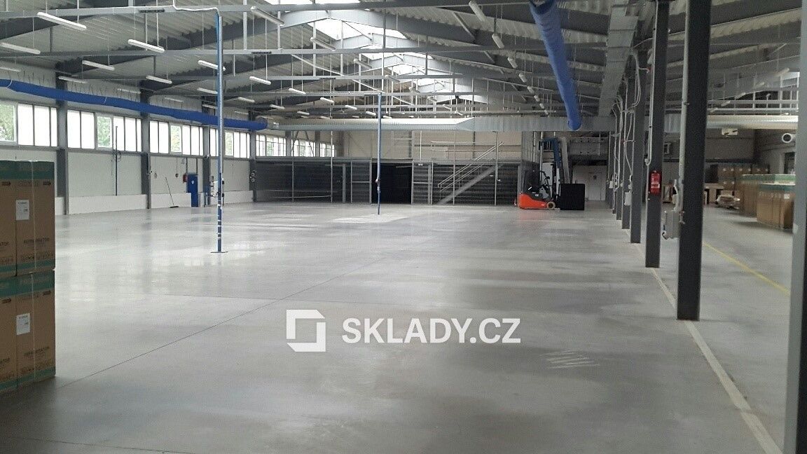 Sklad · 4 357 m² · Višňová - 3