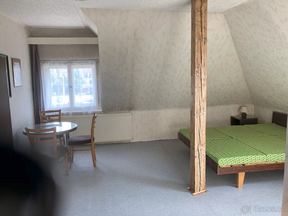 Pronájem byt - Praha, 162 00