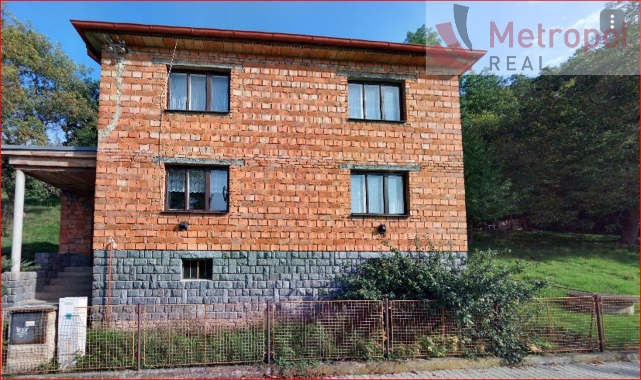 Rodinné domy, Dvakačovice, 140 m²