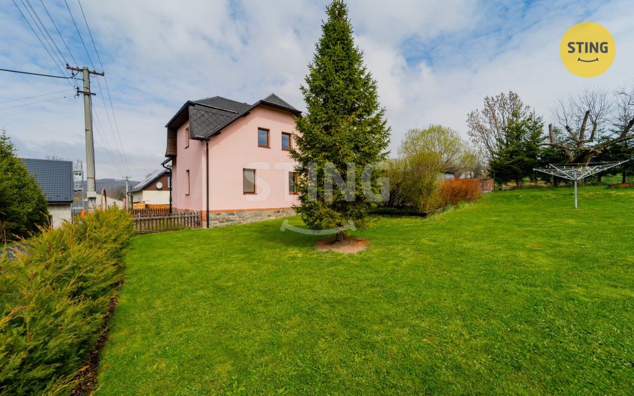 Rodinné domy, Široká Niva, 219 m² - 1