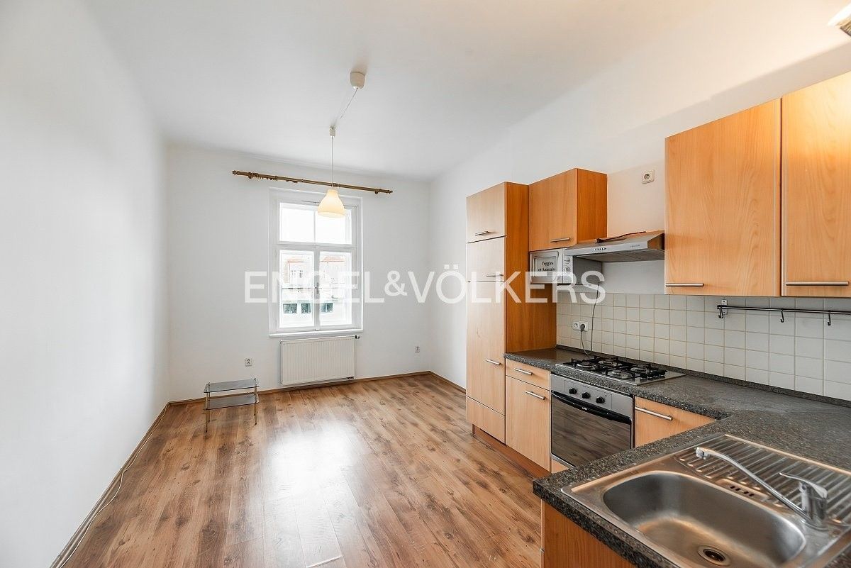 1+1, Čestmírova 555, Praha Nusle, 44 m² - 2