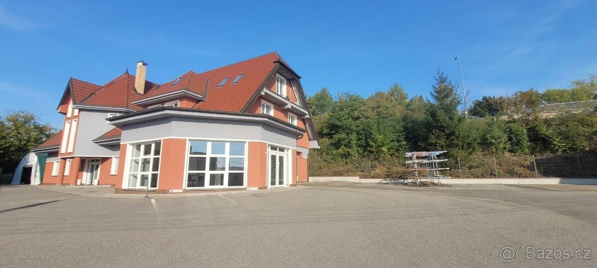 Pronájem obchodní prostory - Kyjov, 697 01 - 1