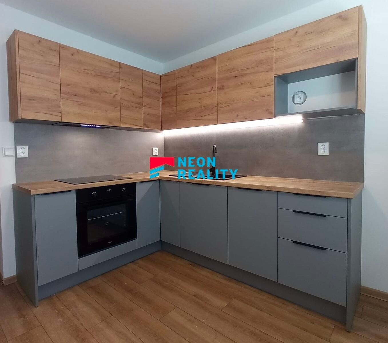 1+1, Masarykova třída, Orlová Lutyně, 42 m² - 1