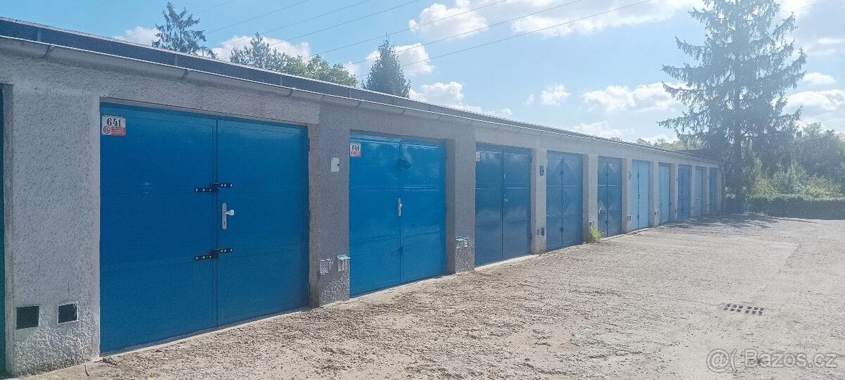 Garáže, Ostrava, 700 30 - 2
