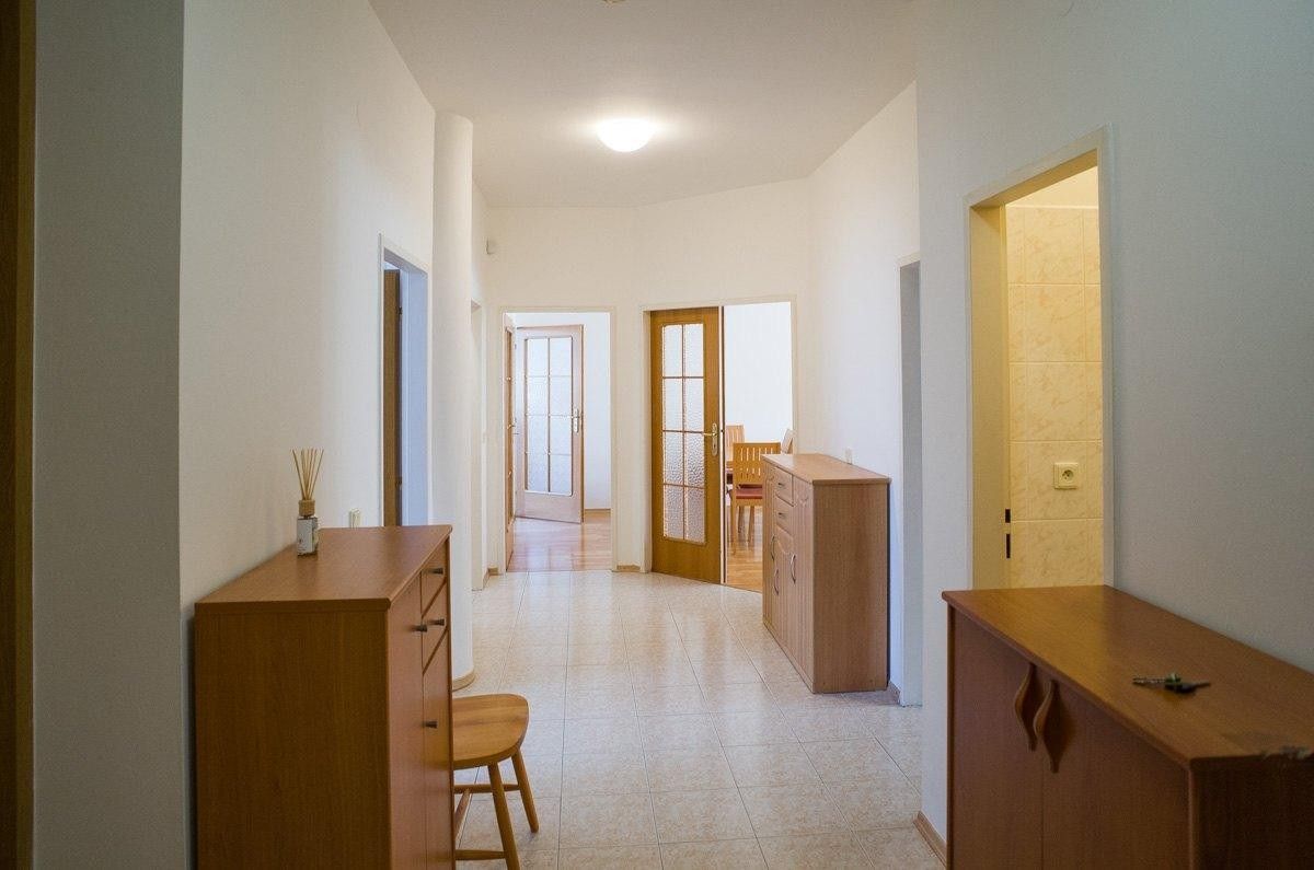 Pronájem byt 3+1 - Pláničkova, Praha, 115 m²