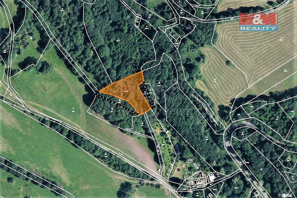 Louka, 4 429 m²
