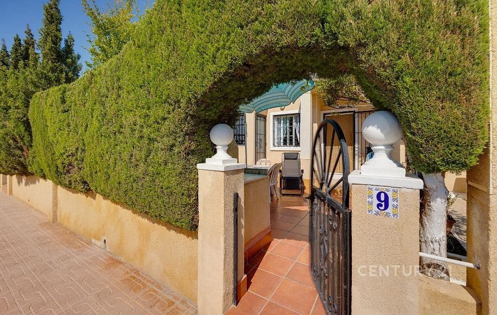 Prodej rodinný dům - Torrevieja, ES, 55 m² - 2