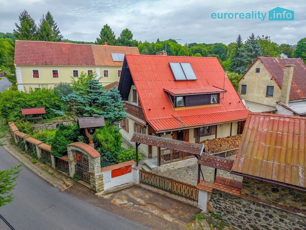 Rodinné domy, Hlinná - Lbín, okres Litoměřice, 103 m² - 2
