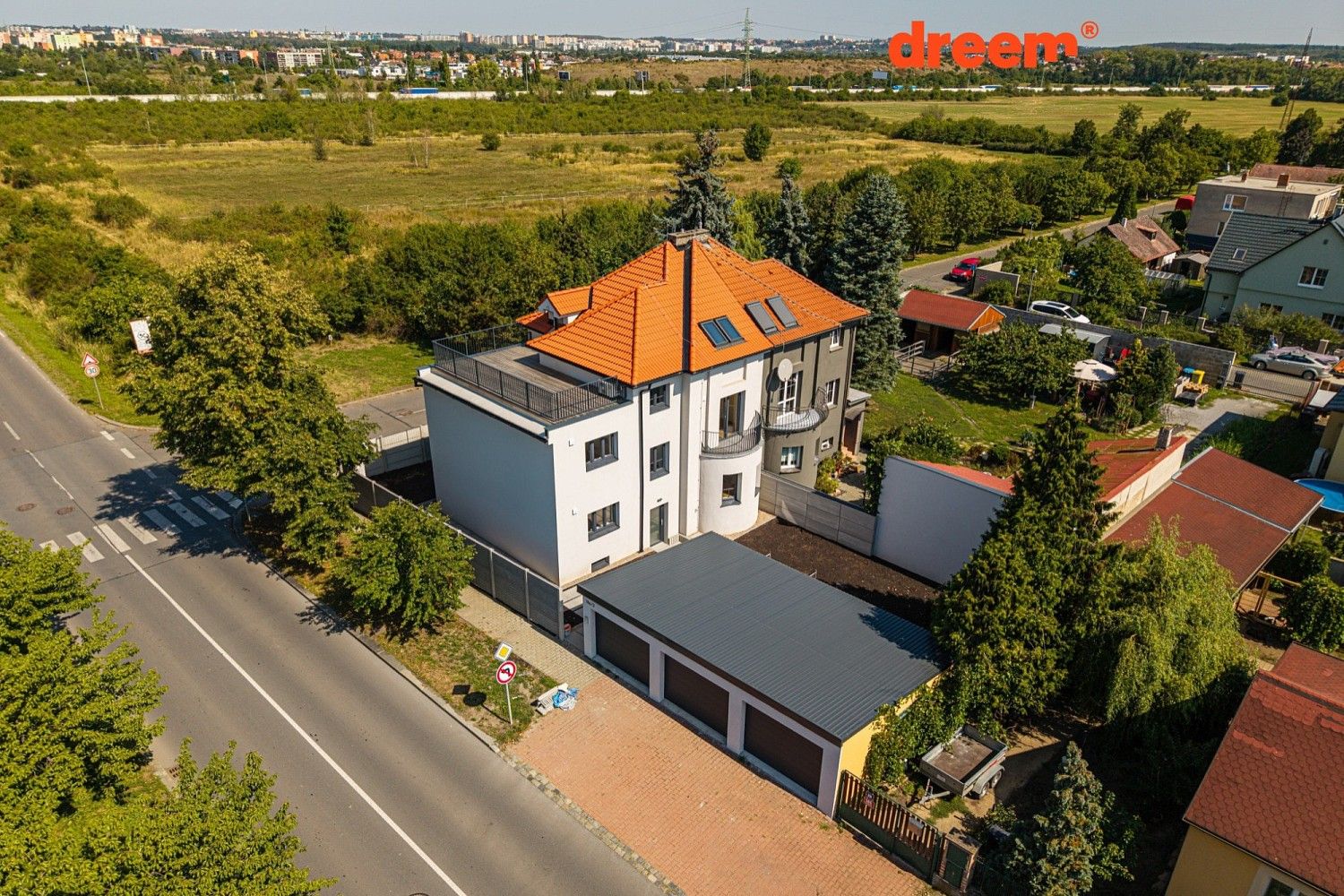 Rodinné domy, Praha - Štěrboholy, okres Praha 15, Hlavní město Praha, 200 m² - 1