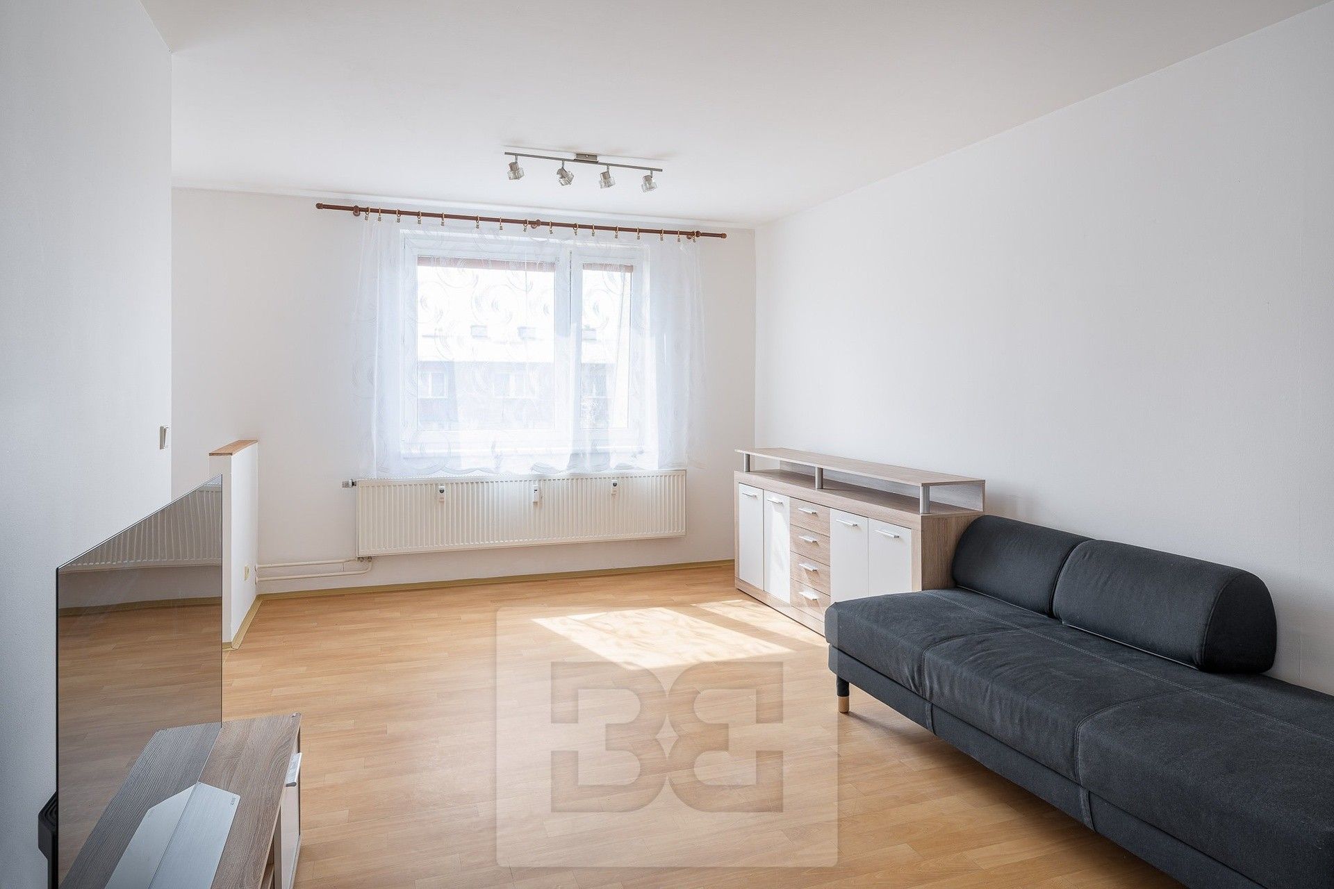 1+kk, Mladá, Milovice, 44 m²