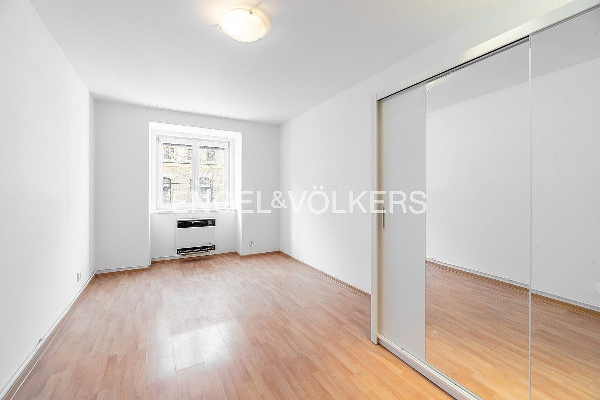 2+1, Praha - Karlín, okres Praha 8, Hlavní město Praha, 46 m² - 2