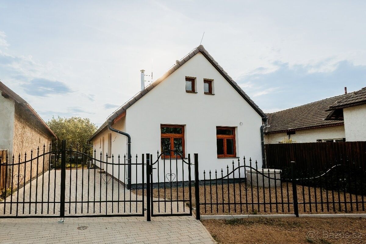 Rodinné domy, Sázavka, 582 44 - 1