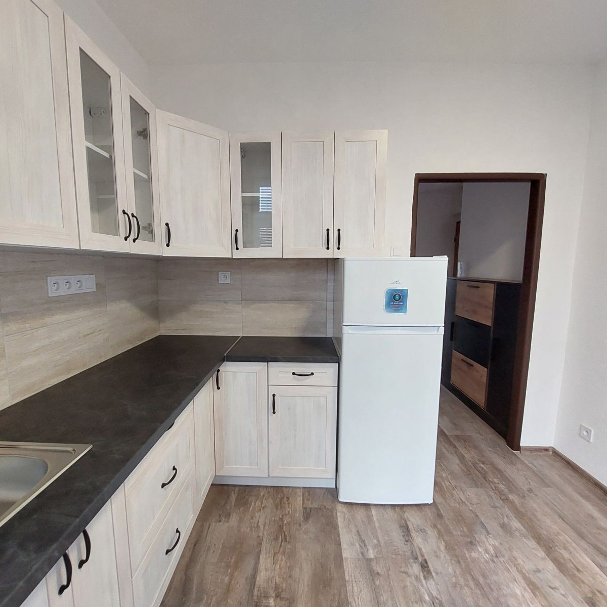 Byt 1+1 · 33 m² · Celní, Karlovy Vary - Rybáře, Karlovarský kraj - 3