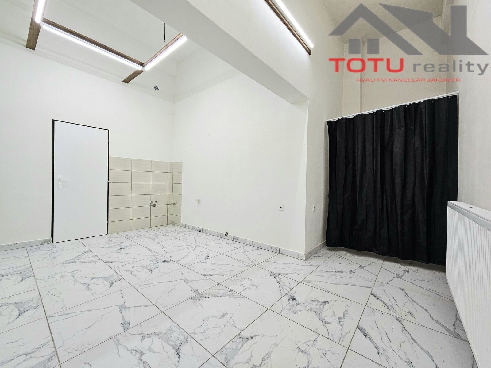 Komerční nemovitost · 3 802 m² · Husova, Jaroměř Pražské Předměstí - 4