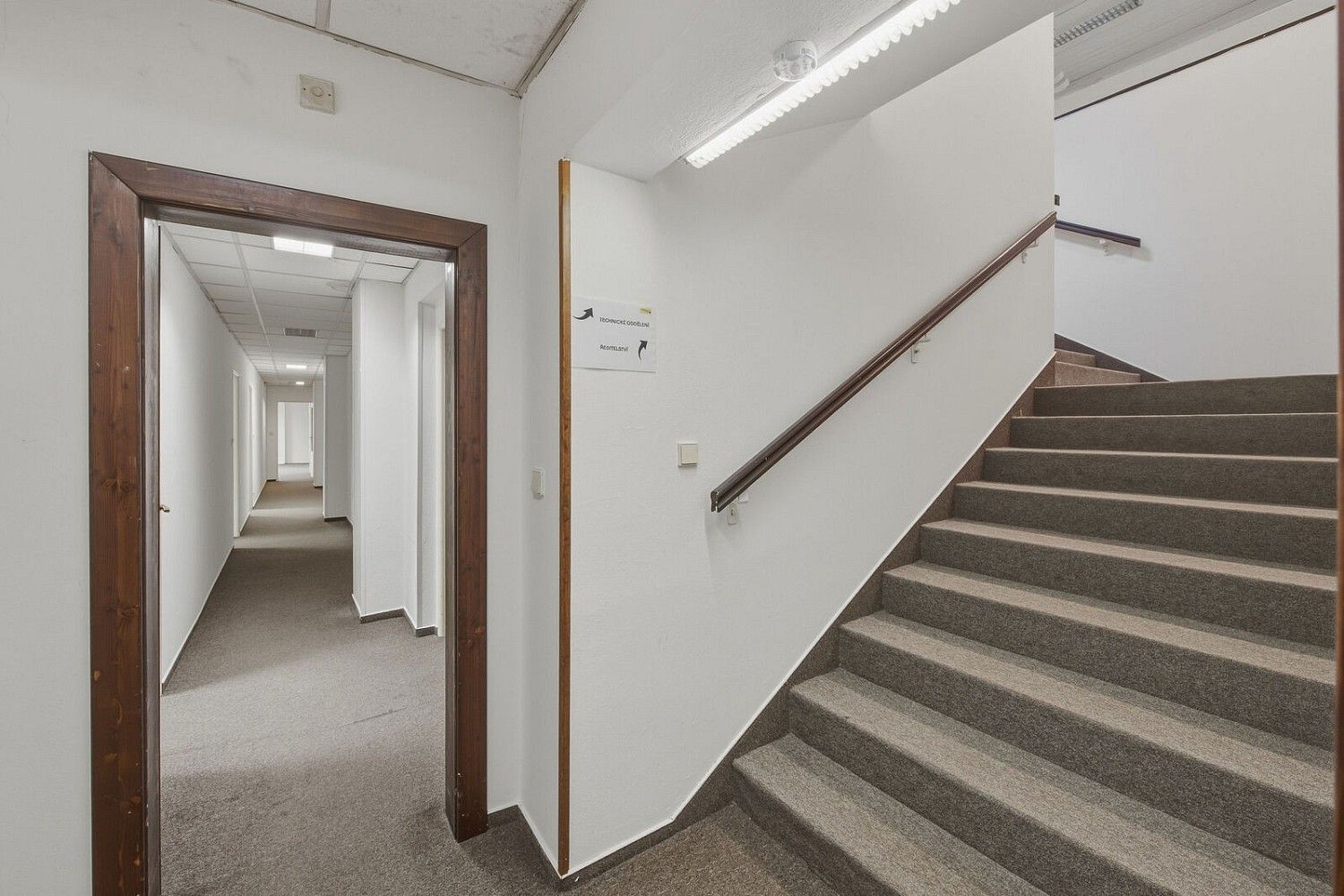 Pronájem kancelář - Freyova, Praha 9 - Vysočany, 849 m² - 2