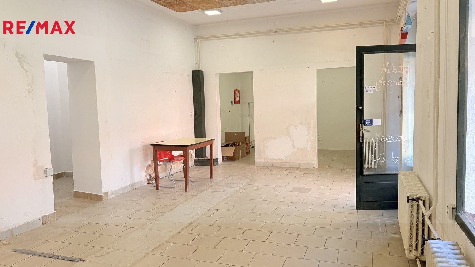 Pronájem obchodní prostory - Tovární, Lovosice, 70 m²