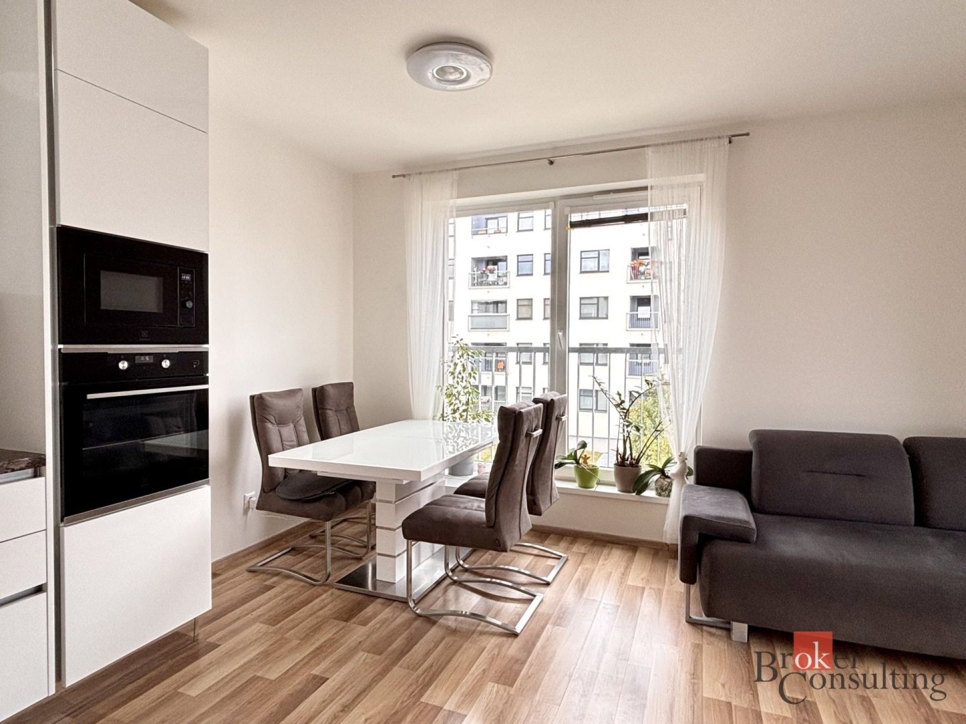 3+kk, Karla Guta, Praha, 65 m² - 1