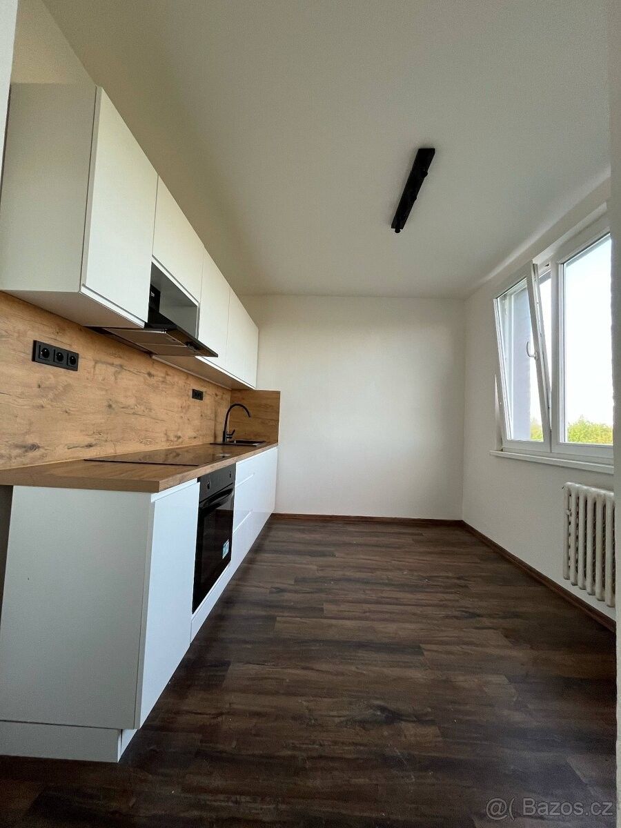 Pronájem byt - Postoloprty, 439 42