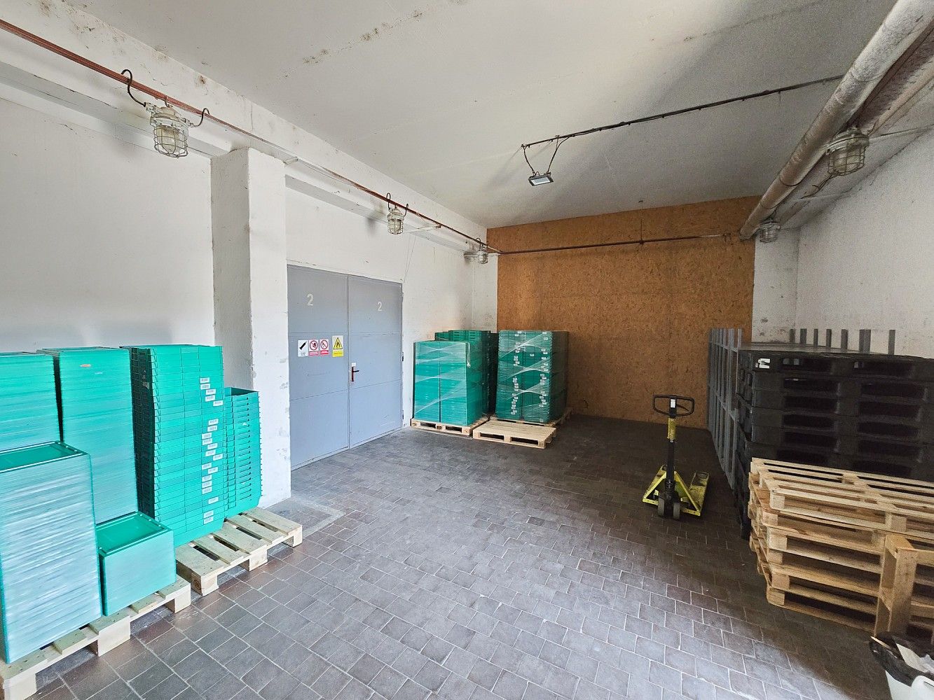 Pronájem sklad - Zlín, Zlínský kraj, 211 m² - 5
