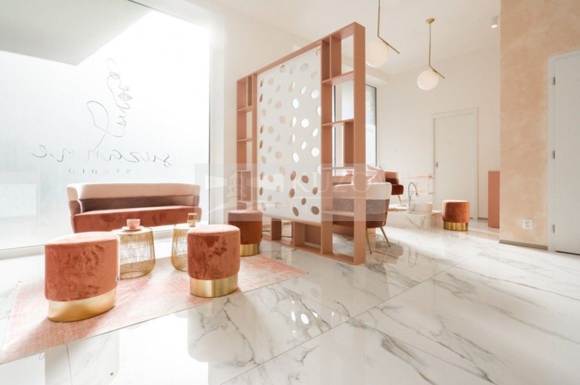 Obchodní prostory, Na Výsluní 367, Vysoký Újezd, 73 m² - 1