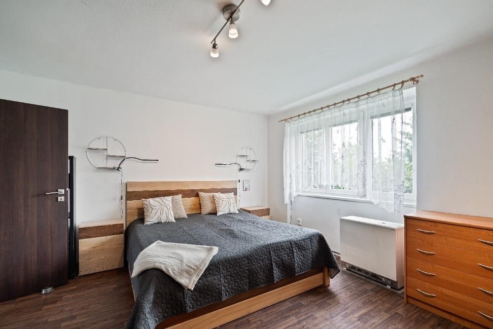 Byty, Bečváry, 281 43