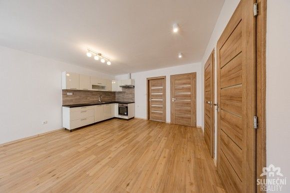 Prodej byt - Boršice u Buchlovic, 687 09