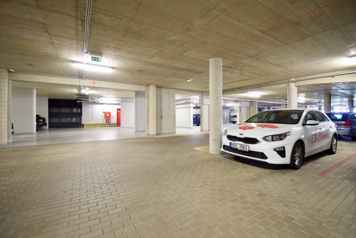 Pronájem byt 2+kk - Houbalova, Brno, 61 m²