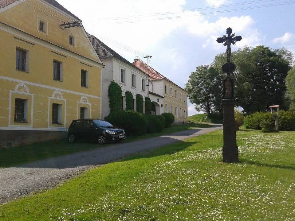 Rodinné domy, Prachatice, 383 01 - 2