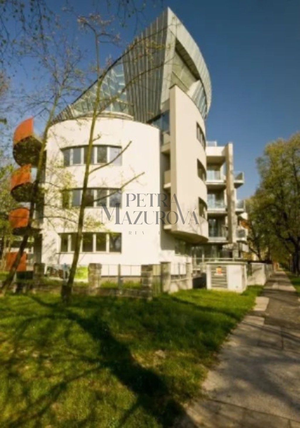 Byt 2+kk, 108 m²