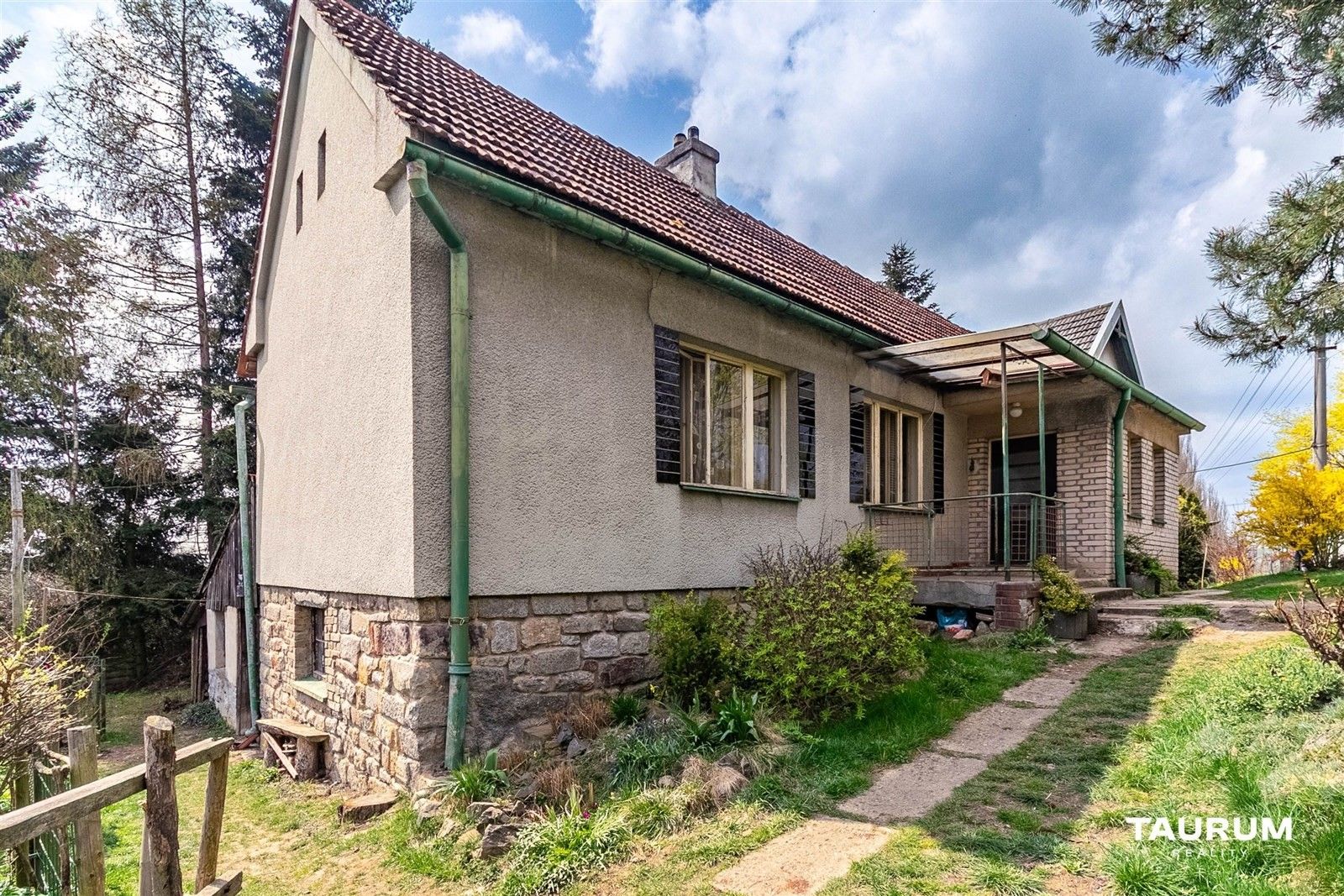 Rodinné domy, Skořice, 165 m² - 1