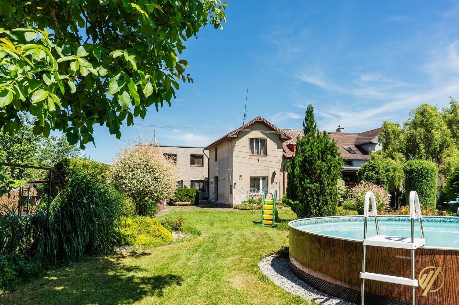 Rodinné domy, V Olšině, Velké Poříčí, okres Náchod, 275 m² - 2